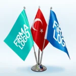 Üçlü Masa Bayrağı